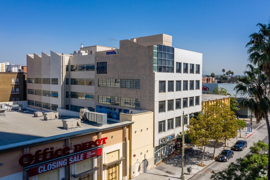 More Photos Of 5657 Wilshire Blvd, Los Angeles Office For Lease