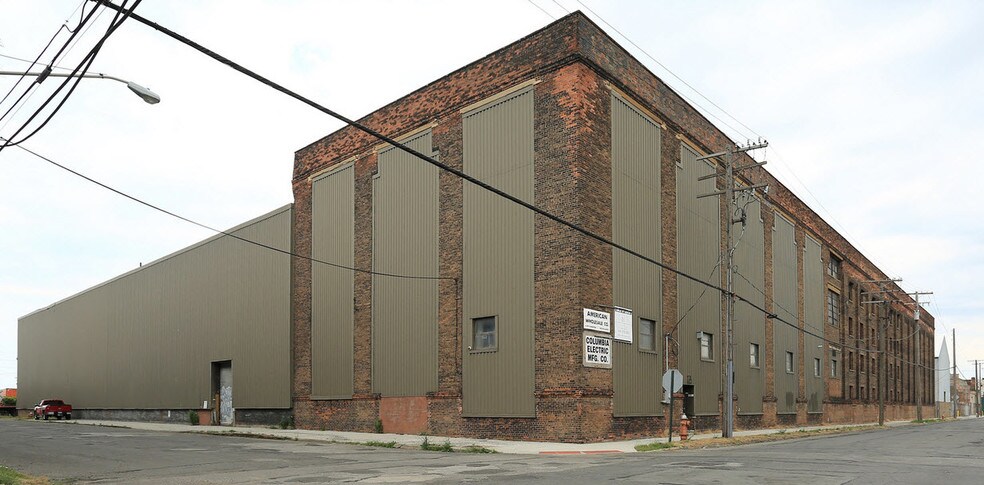 More Photos Of 4519 Hamilton Ave, Cleveland Manufacturing For Sale