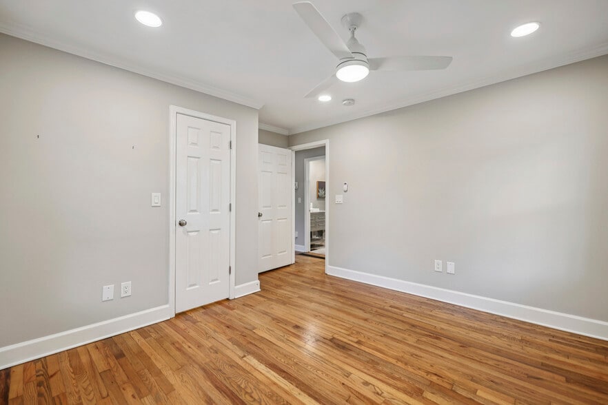 More Photos Of 1952 Wingate Rd, Chamblee Office For Sale