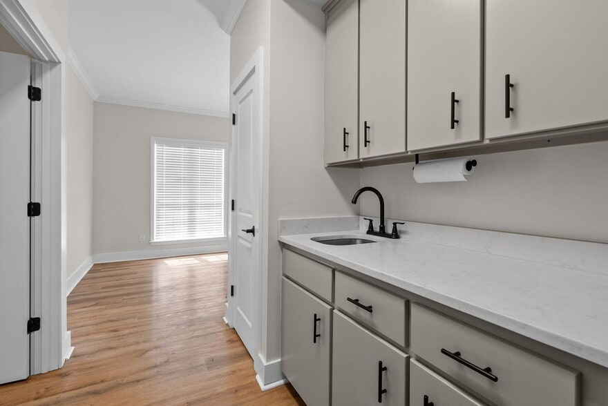 More Photos Of 26210 Equity Dr, Daphne Light Distribution For Lease