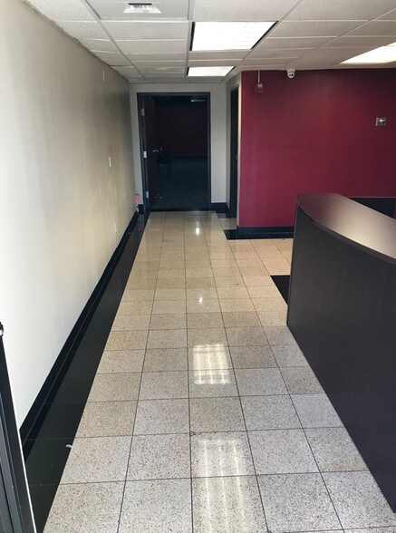 More Photos Of 2601 N 3rd St, Phoenix Medical For Lease
