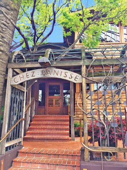 More Photos Of 1921-1925 Martin Luther King Jr Way, Berkeley Storefront Retail Office For Lease