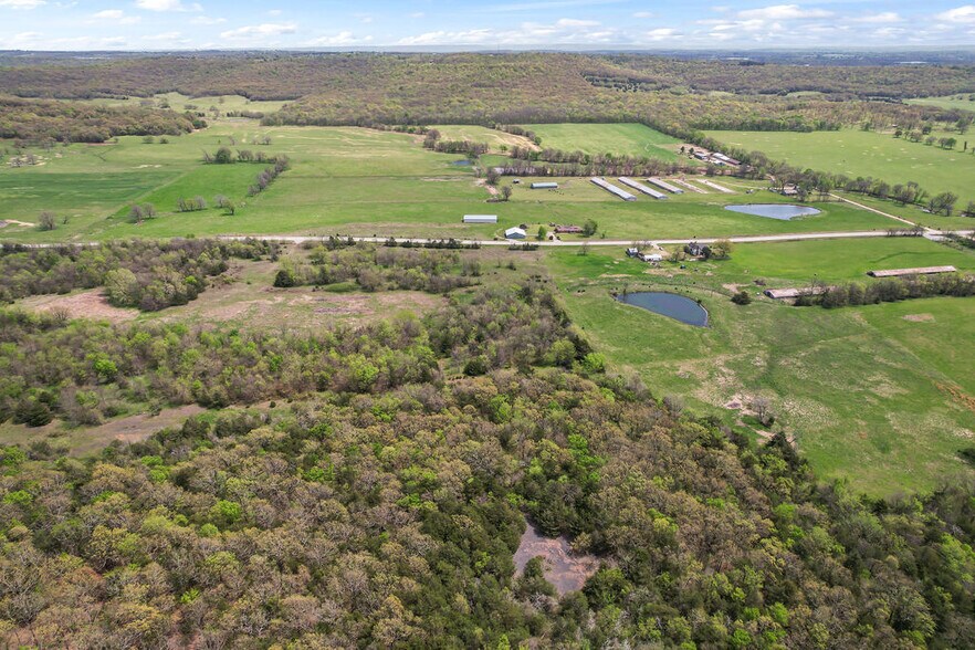 More Photos Of 10535 N Highway 59, Summers Land For Sale