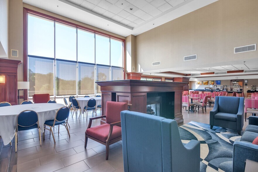 More Photos Of 7350 Williamson Blvd, Manassas Hotel For Sale