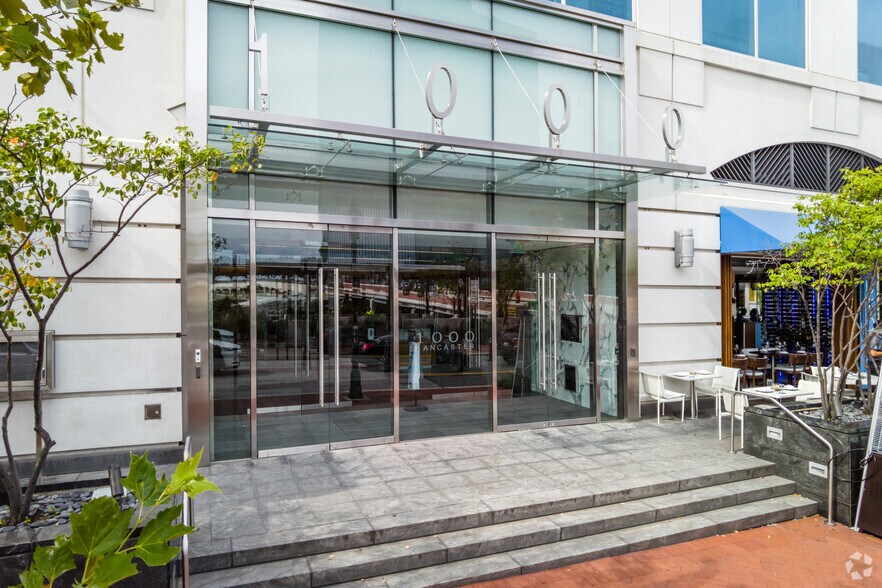 More Photos Of 100 International Dr, Baltimore Unknown For Lease