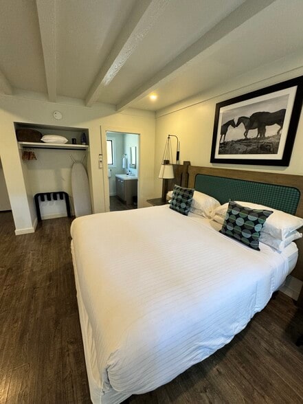 More Photos Of 102 W Carmel Valley Rd, Carmel Valley Hotel For Sale