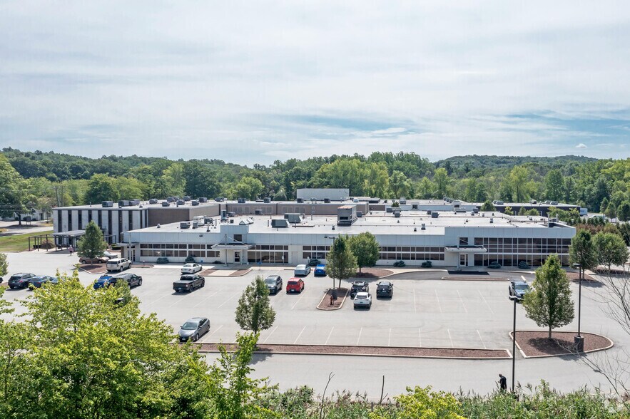 More Photos Of 901 Ethan Allen Hwy, Ridgefield Medical For Lease