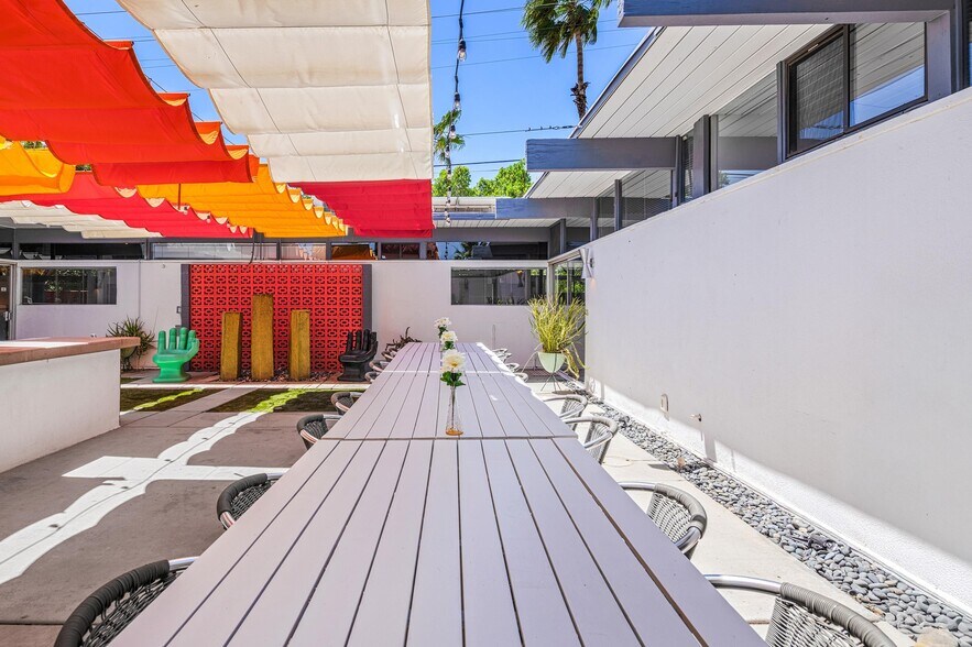 More Photos Of 795 E Chuckwalla Rd, Palm Springs Apartments For Sale