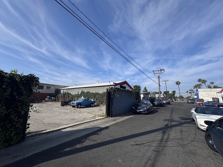 More Photos Of 11830 161st St, Norwalk Land For Sale