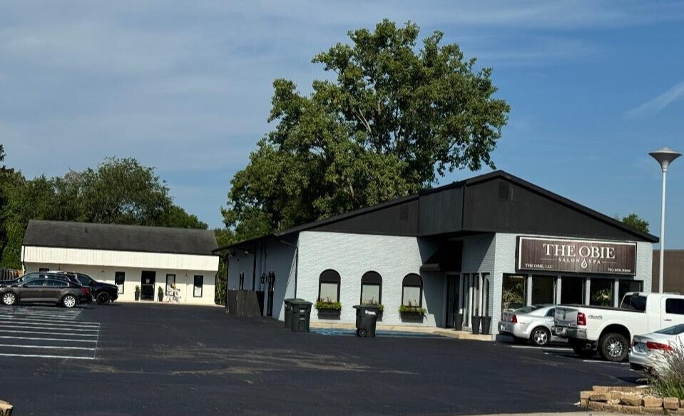 More Photos Of 4611 N Wheeling Ave, Muncie General Retail For Lease
