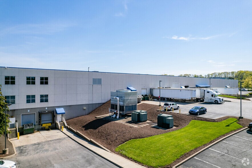 More Photos Of 701 Technology Dr, Canonsburg Office For Lease