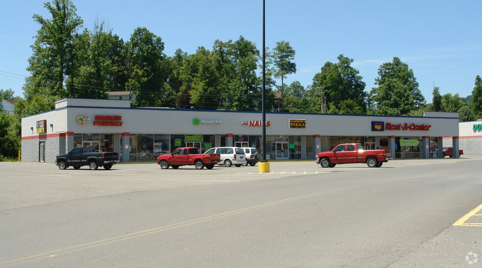 More Photos Of 1000-1032 Wal St, Summersville Unknown For Lease