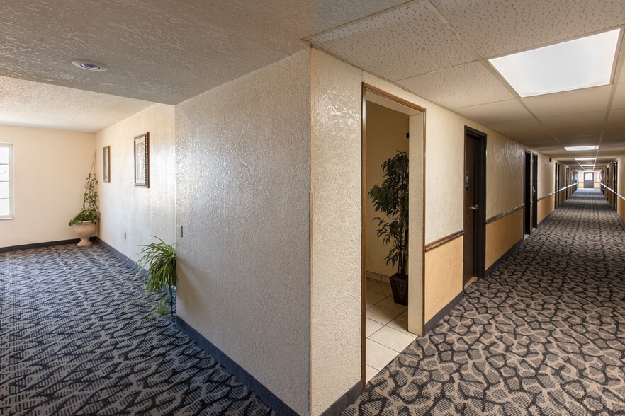 More Photos Of 2093 W Oklahoma Ave, Ulysses Hotel For Sale