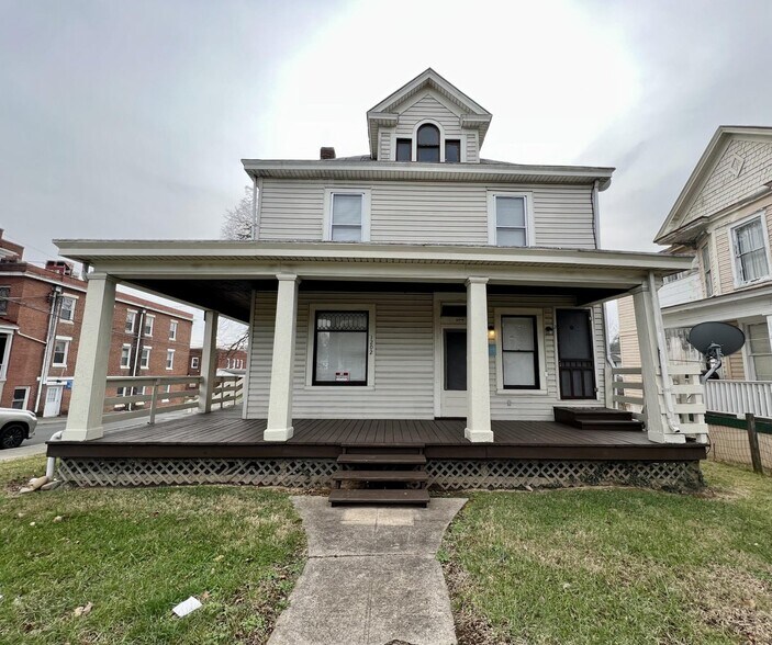 Primary Photo Of 1202 Melrose Ave NW, Roanoke Multifamily For Sale