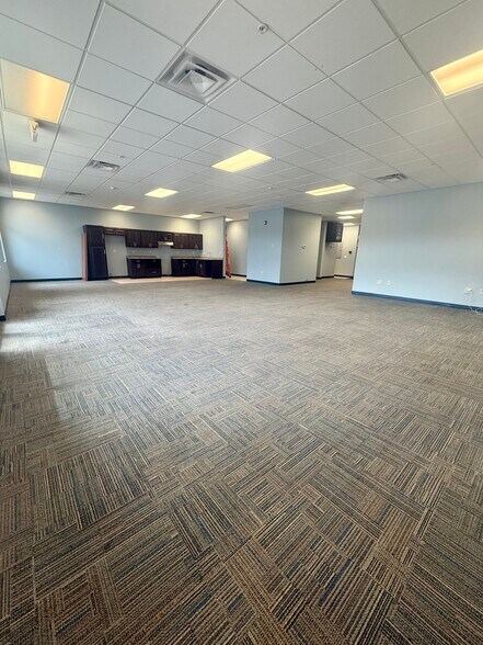 More Photos Of 585 White Mountain Hwy, Milton Storefront For Lease