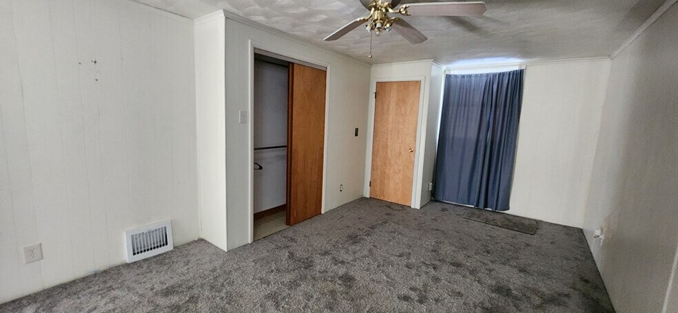 More Photos Of 125 Rockdale Rd, Follansbee Flex For Sale