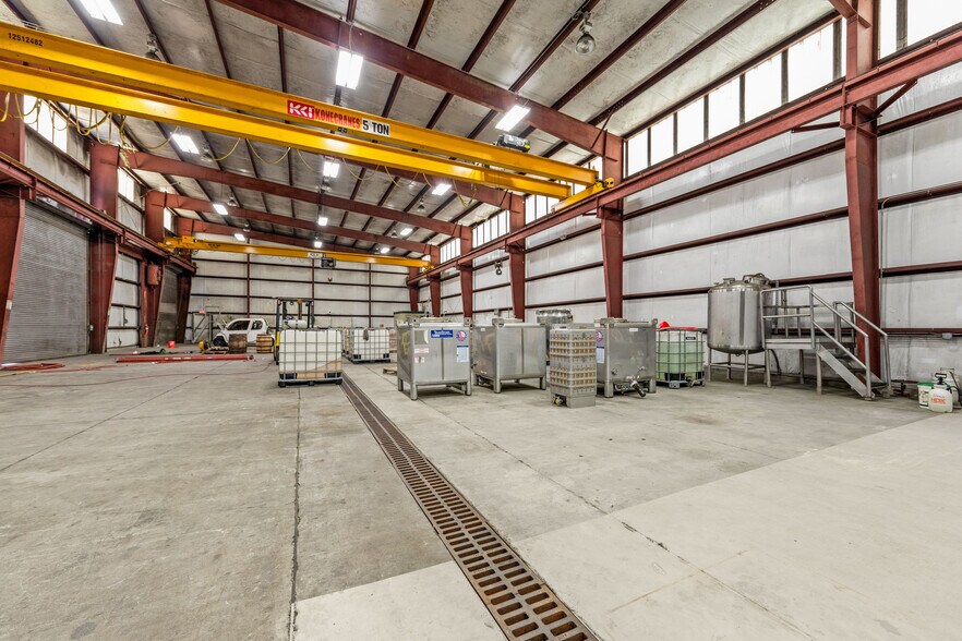 More Photos Of 1016 N Cruse Ave, Broussard Warehouse For Sale