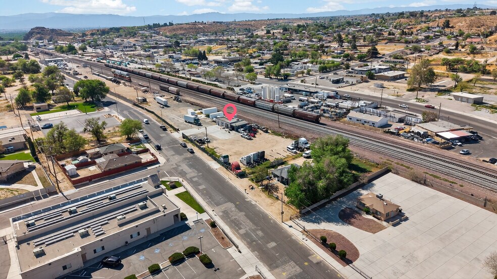 More Photos Of 16621 E St, Victorville Warehouse For Sale