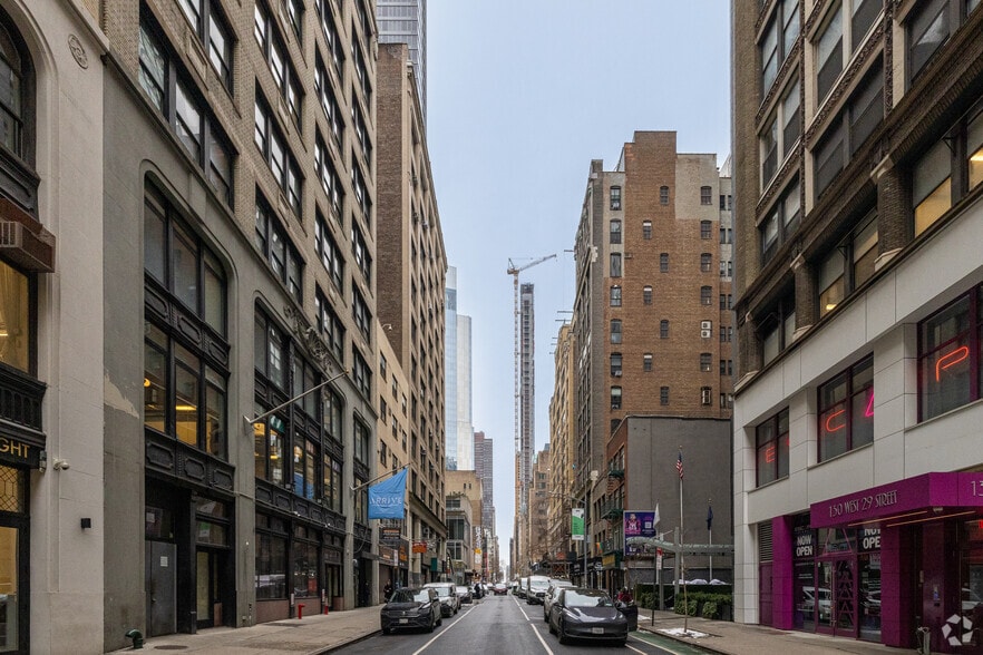 More Photos Of 115 W 29th St, New York Loft Creative Space For Sale