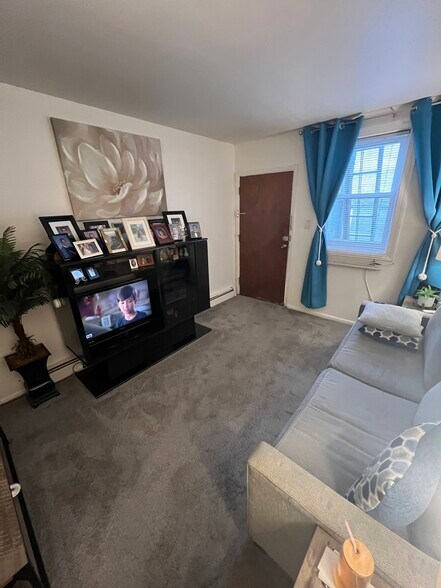 More Photos Of 814 76th St, North Bergen Multifamily For Sale