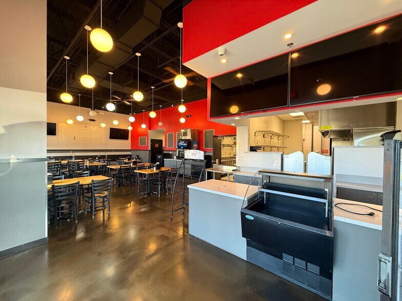 More Photos Of 1173 W International Speedway Blvd, Daytona Beach Unknown For Lease