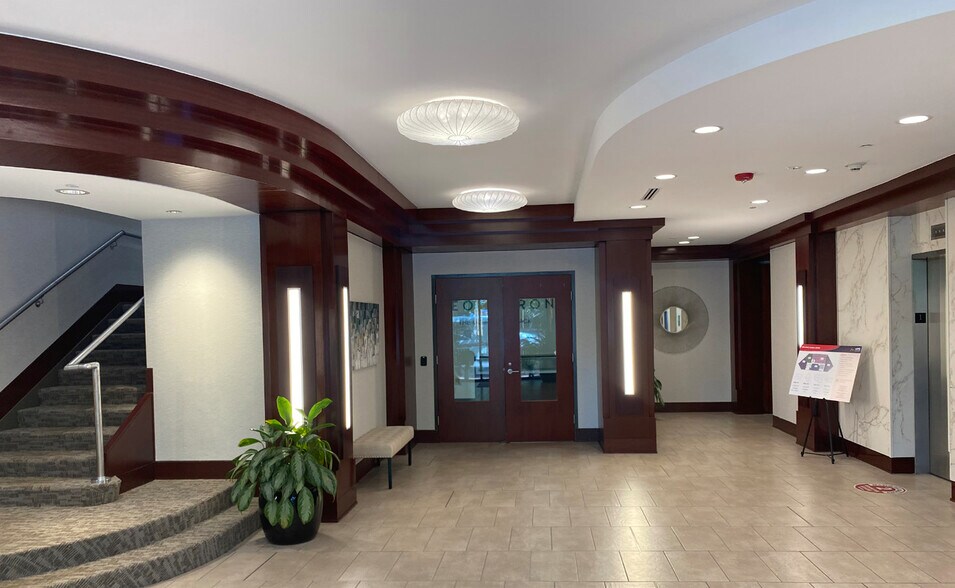 More Photos Of 6131 Falls of Neuse Rd, Raleigh Office For Lease