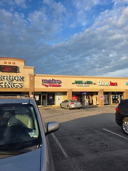 More Photos Of 3333 Bardstown Rd, Louisville Freestanding For Lease