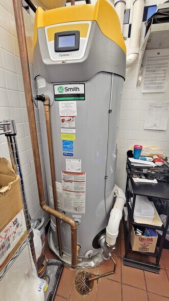 More Photos Of 5050 Langston Blvd, Arlington Restaurant For Sale