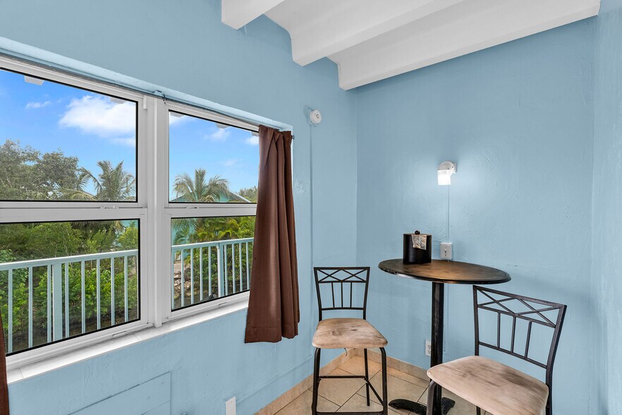 More Photos Of 27340 Overseas Hwy, Ramrod Key Hotel For Sale