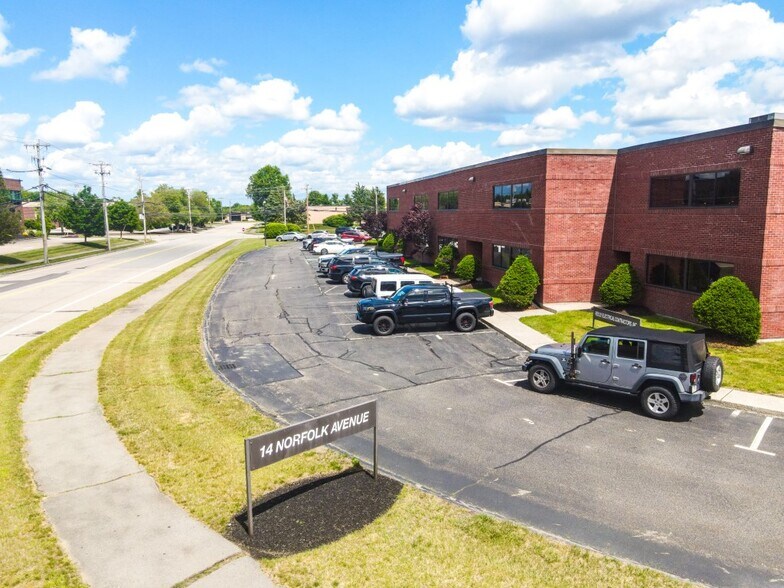 More Photos Of 14 Norfolk Ave, South Easton Flex For Lease