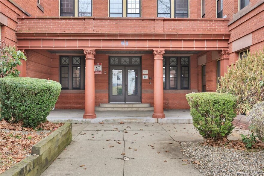 More Photos Of , Springfield Multifamily For Sale