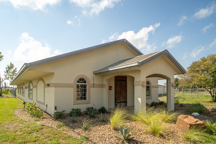 Primary Photo Of 2203 Port Lavaca Dr, Victoria Industrial For Sale