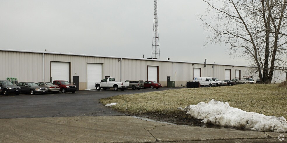 More Photos Of 13921-13981 W Parkway, Cleveland Warehouse For Lease