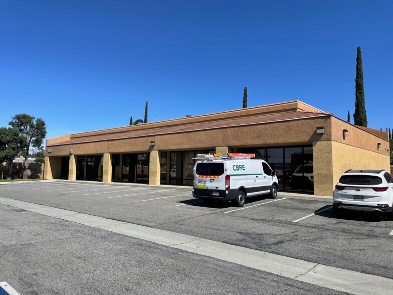 More Photos Of 1735-W W Ramsey St, Banning Storefront Retail Office For Sale