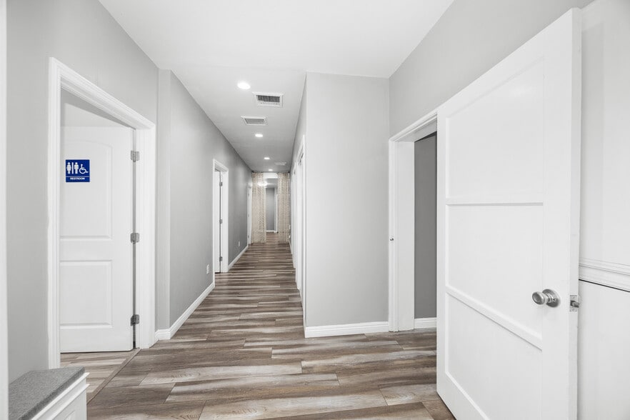 More Photos Of 9511 Las Tunas Dr, Temple City Medical For Sale
