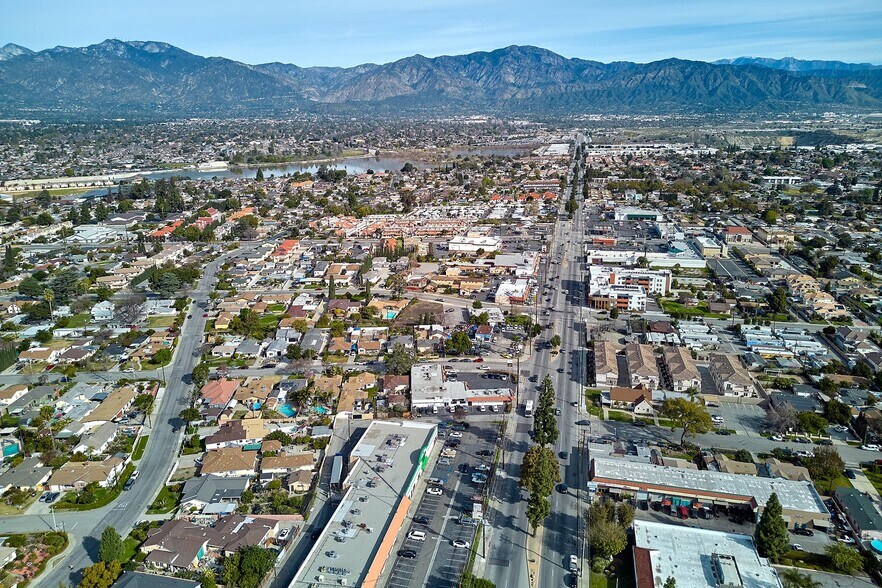 More Photos Of 4591-4597 Peck Rd, El Monte Unknown For Lease