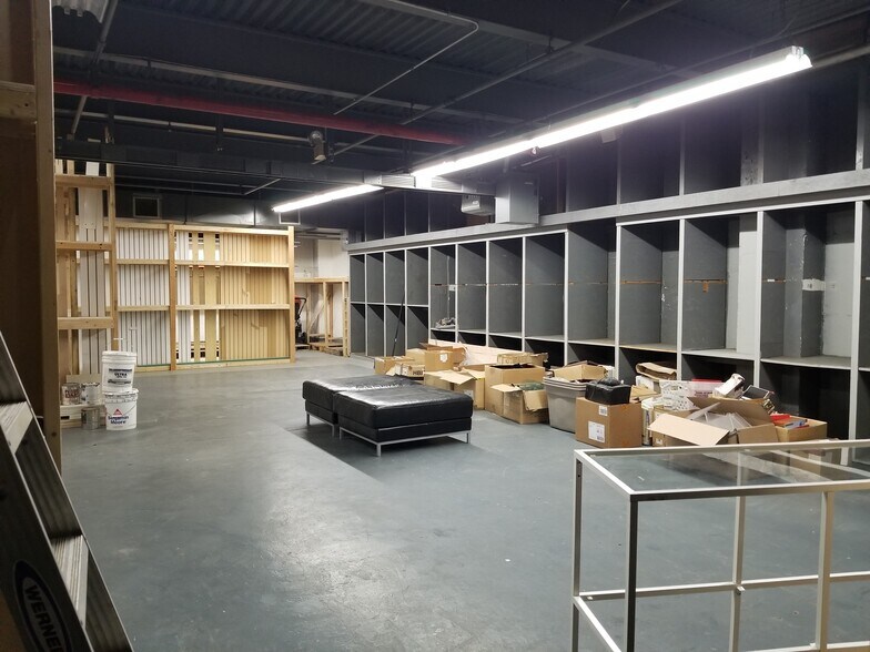 More Photos Of 4532 162nd St, Flushing Warehouse For Lease