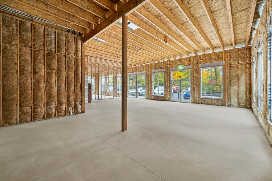 More Photos Of 12828 SE Kent Kangley Rd, Kent Storefront Retail Office For Lease