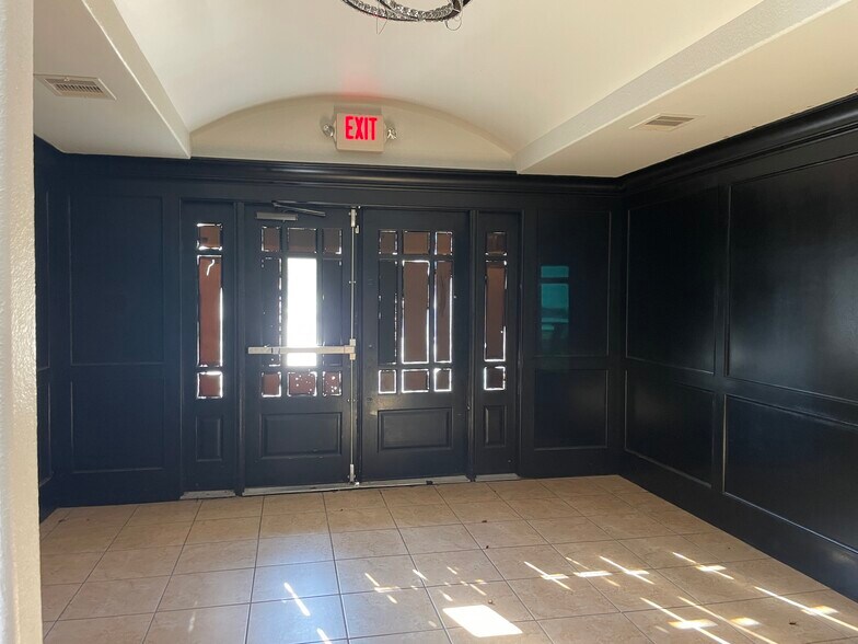 More Photos Of 23233 Aldine Westfield Rd, Spring Freestanding For Lease