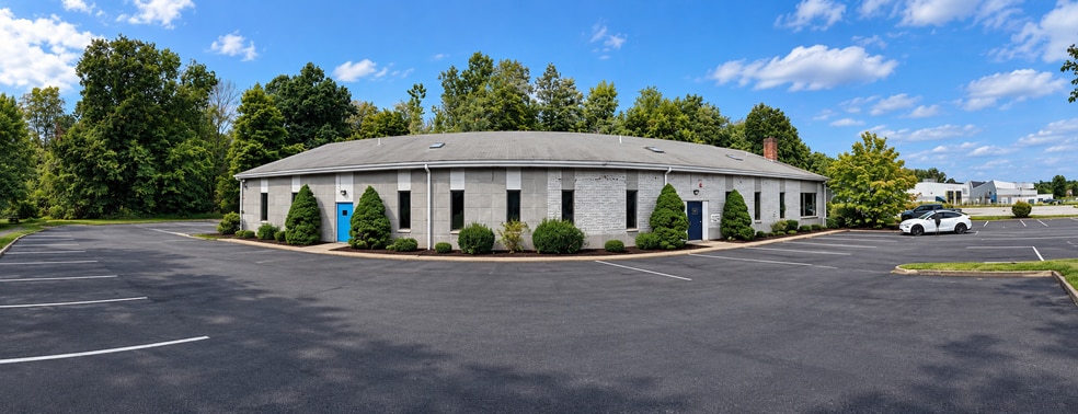 Primary Photo Of 18 Airline Rd, Durham Manufacturing For Lease