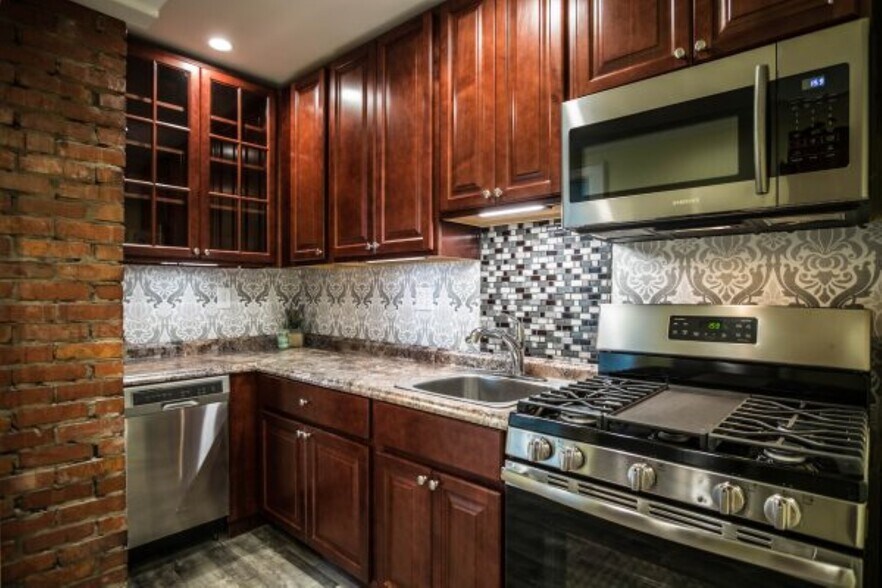 More Photos Of 2215 James St, Syracuse Apartments For Sale