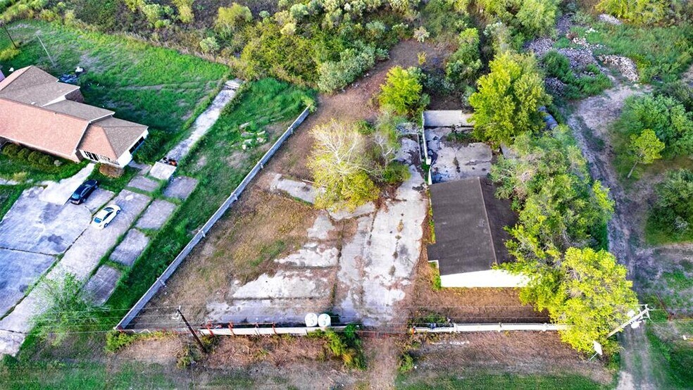 More Photos Of 117 County Road 227, East Bernard Land For Sale