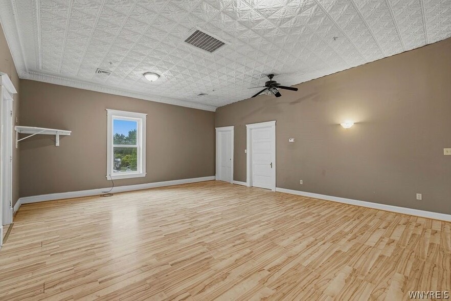 More Photos Of 259 Young St, Wilson Storefront Retail Residential For Sale