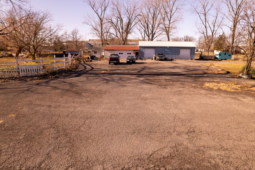 More Photos Of 1800 S Main St, Lima Land For Sale