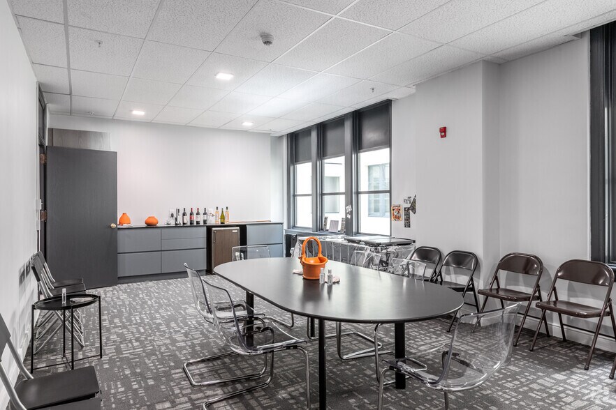 More Photos Of 159 S Main St, Akron Apartments For Lease