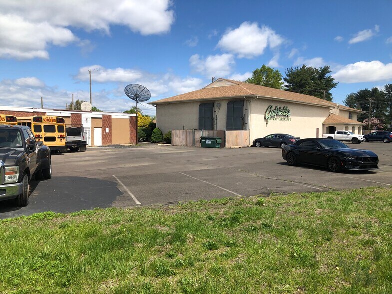 More Photos Of 5301 Bristol Emilie Rd, Levittown Freestanding For Sale