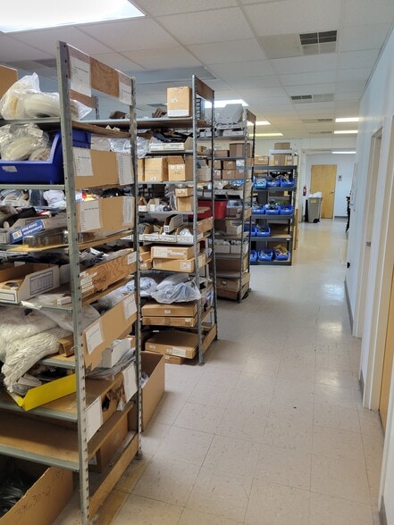 More Photos Of 1620 Centerville Tpke, Virginia Beach Light Manufacturing For Lease