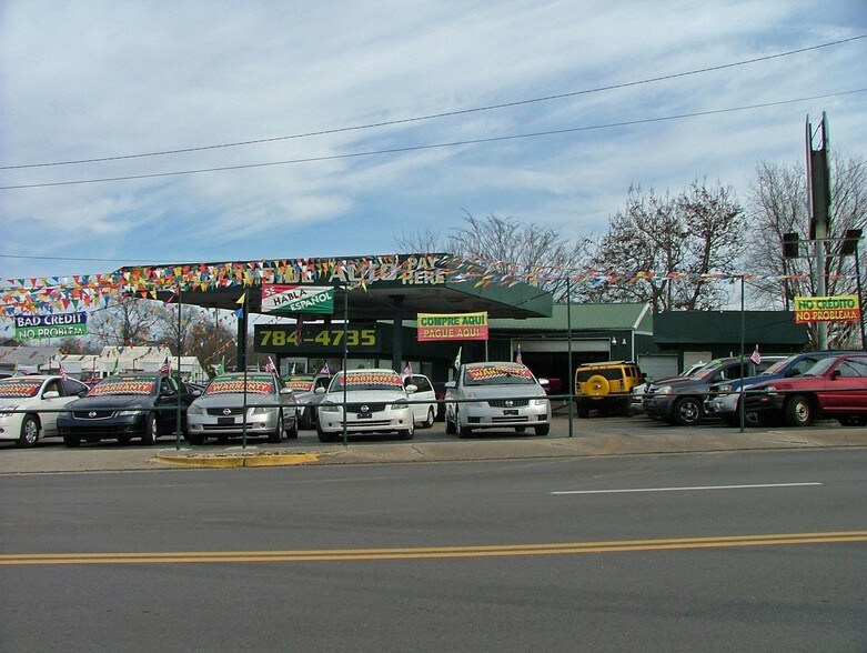 More Photos Of 327 W 6th Ave, Bowling Green Auto Dealership For Sale