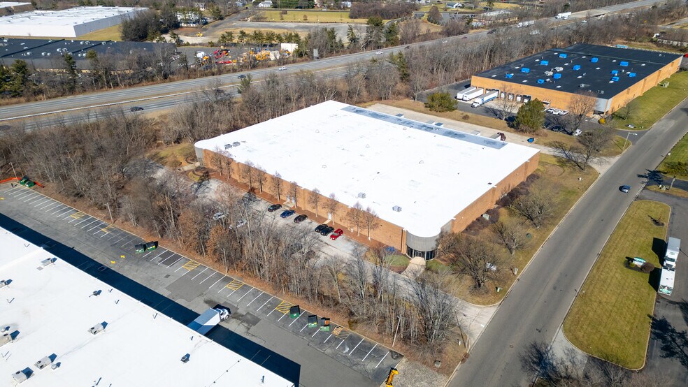 More Photos Of 107 Gaither Dr, Mount Laurel Warehouse For Lease