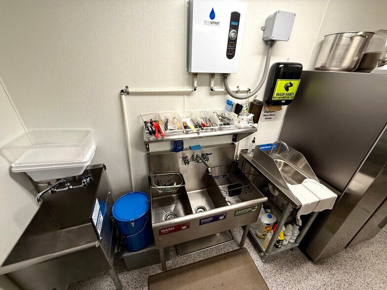 More Photos Of 7502 State Highway 14 E, Sparta Restaurant For Sale